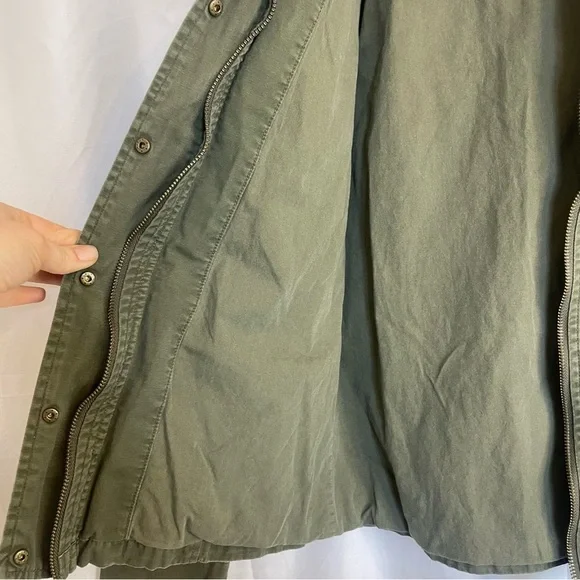 UNITED BY BLUE Women’s Green Cargo Utility Jacket Fill Zip Hood Size Medium - Picture 9 of 15